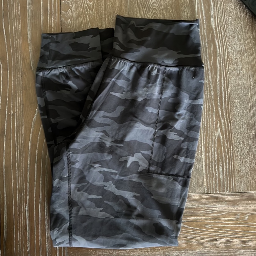 Athleta Salutation jogger